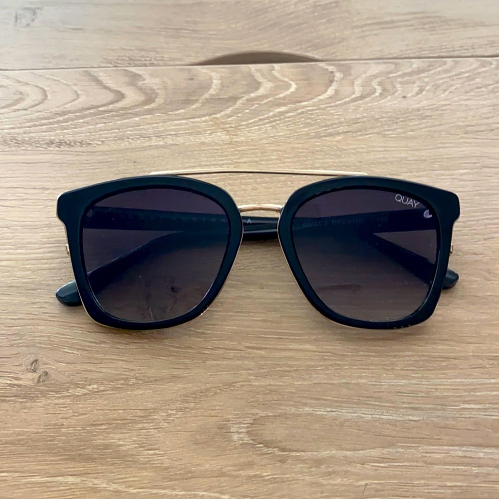 Quay Sweets Dreams Sunnies